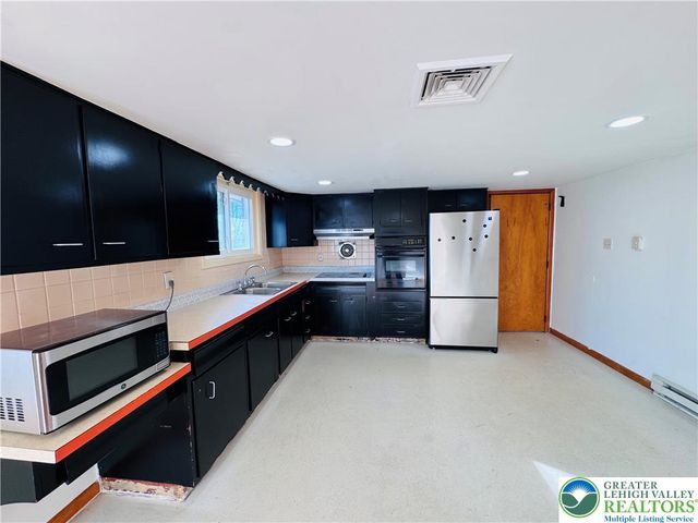 944 East Federal Street, Salisbury Twp, PA 18103