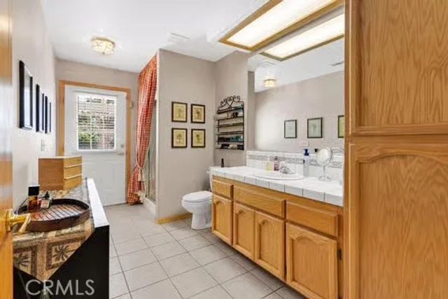 19875 Eyota Road, Apple Valley, CA 92308