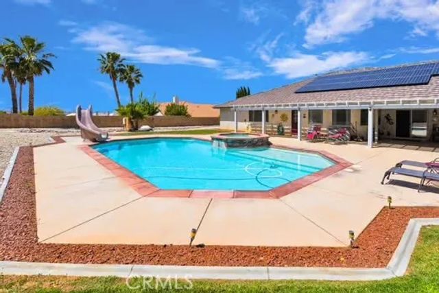 19875 Eyota Road, Apple Valley, CA 92308