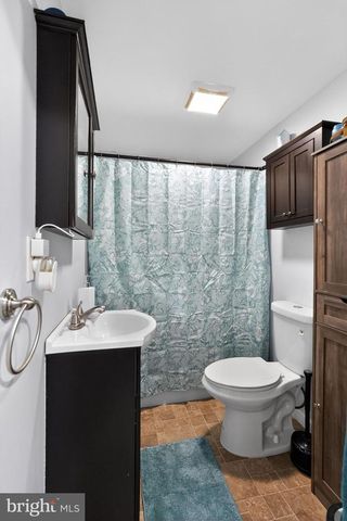 715 ASBURY AVE, National Park, NJ 08063