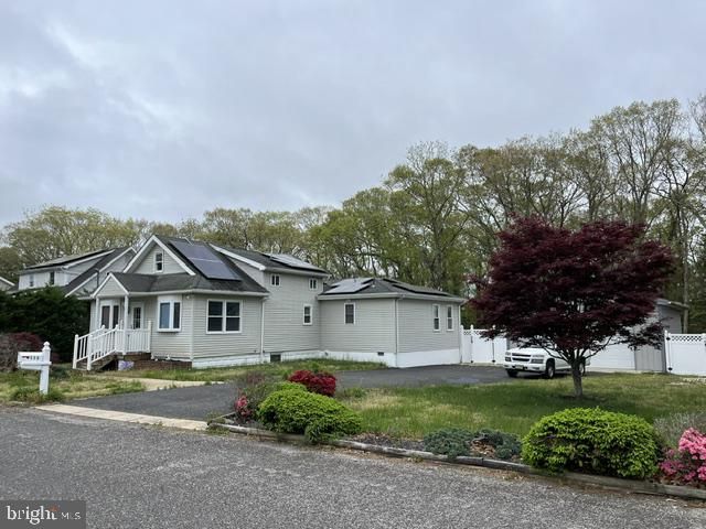 112 1ST AVE, Tuckerton, NJ 08087