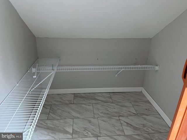 112 1ST AVE, Tuckerton, NJ 08087