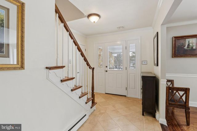 2028 LEGAT LN, Harleysville, PA 19438