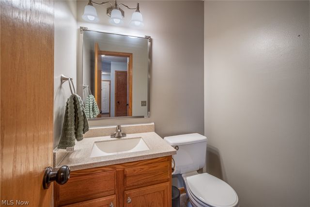 443 Plum Creek Drive, Wadsworth, OH 44281