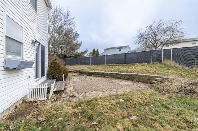 443 Plum Creek Drive, Wadsworth, OH 44281