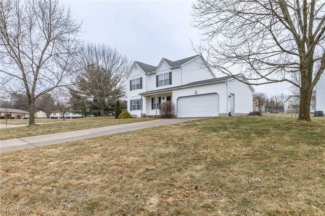 443 Plum Creek Drive, Wadsworth, OH 44281