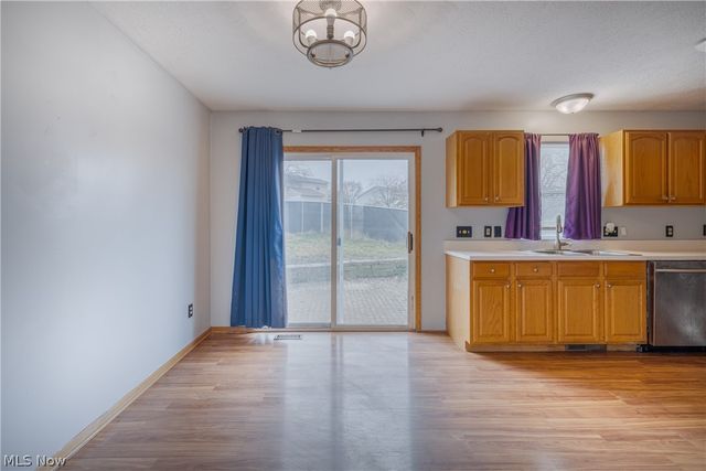 443 Plum Creek Drive, Wadsworth, OH 44281