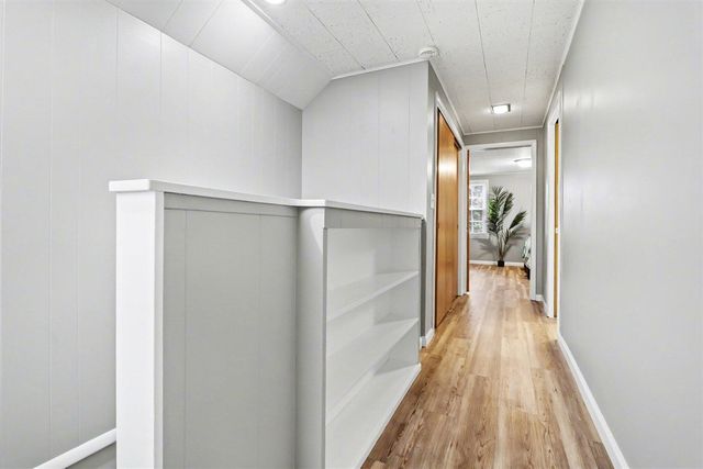 318 Kingsley Avenue, Saint Joseph, MI 49085