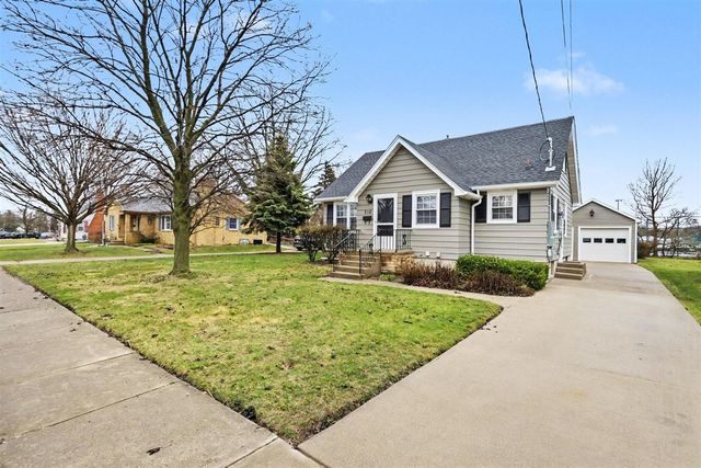 318 Kingsley Avenue, Saint Joseph, MI 49085