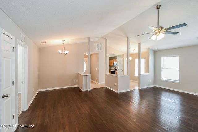 8450 MAPLE Street, Jacksonville, FL 32244