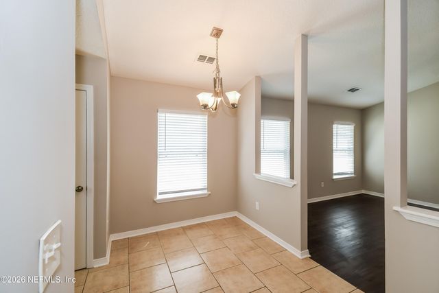 8450 MAPLE Street, Jacksonville, FL 32244