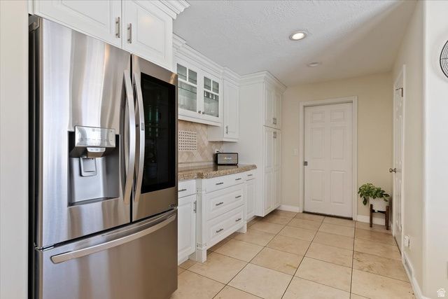 5549 S APPLE VALE DR, Murray, UT 84123