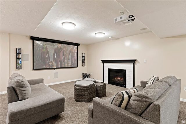 5549 S APPLE VALE DR, Murray, UT 84123