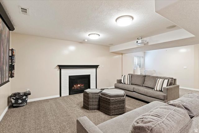 5549 S APPLE VALE DR, Murray, UT 84123