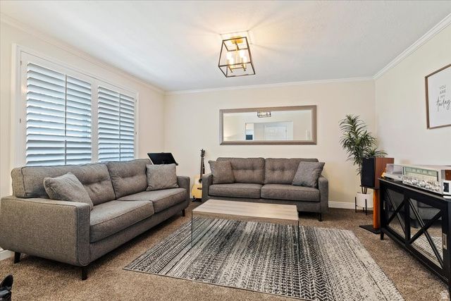 5549 S APPLE VALE DR, Murray, UT 84123