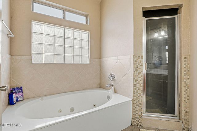 6425 FRANKLIN GATE Drive, El Paso, TX 79912