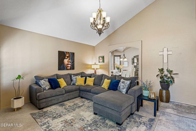 6425 FRANKLIN GATE Drive, El Paso, TX 79912