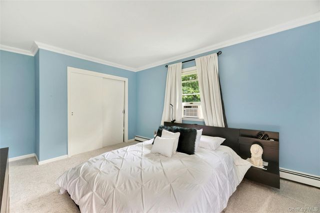 530 Boxwood Drive, Shirley, NY 11967