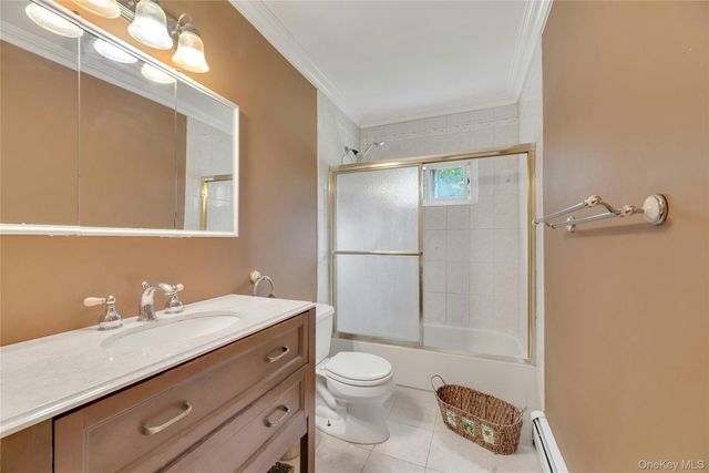 530 Boxwood Drive, Shirley, NY 11967