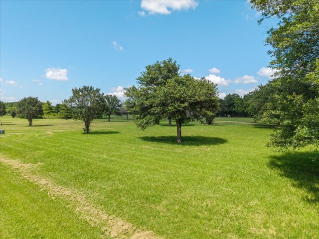 Lot 33 PR 5940, Emory, TX 75440