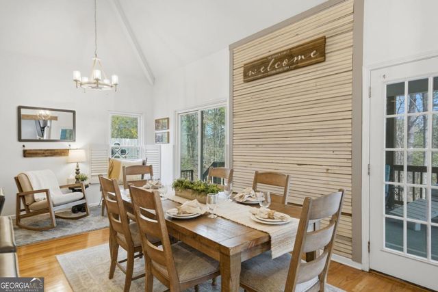 406 Lovinggood Landing Drive, Woodstock, GA 30189