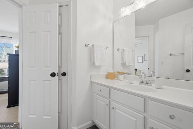 406 Lovinggood Landing Drive, Woodstock, GA 30189