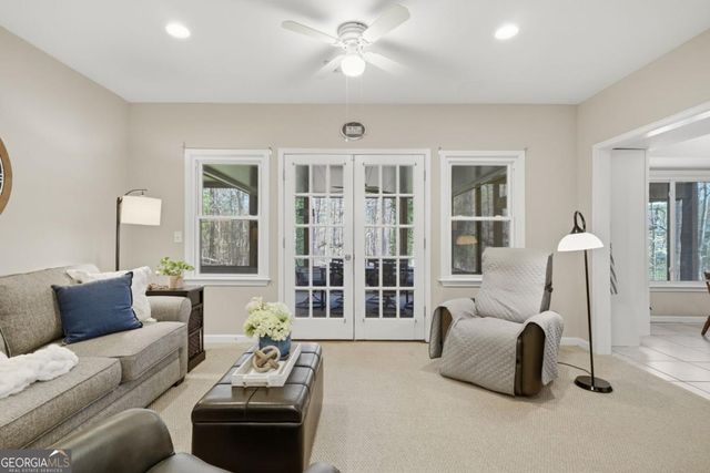 406 Lovinggood Landing Drive, Woodstock, GA 30189