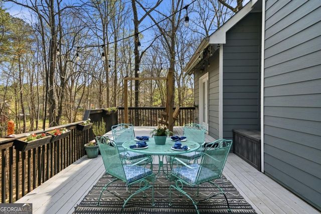 406 Lovinggood Landing Drive, Woodstock, GA 30189