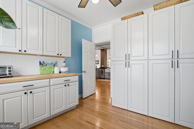 406 Lovinggood Landing Drive, Woodstock, GA 30189