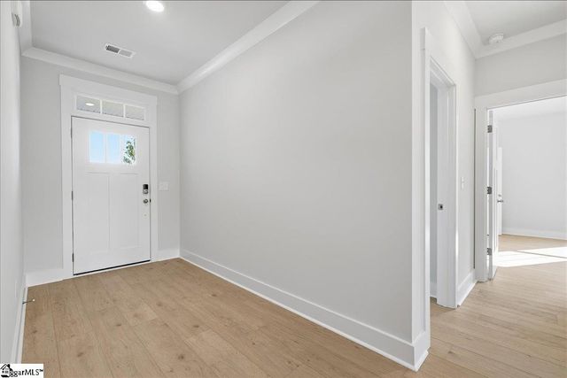 229 Summerall Lane, Seneca, SC 29678