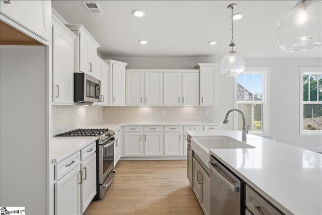 229 Summerall Lane, Seneca, SC 29678