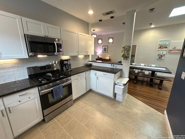 628 W Magnolia Ave, San Antonio, TX 78212