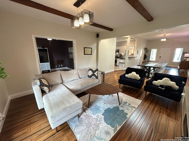 628 W Magnolia Ave, San Antonio, TX 78212