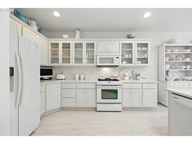 2210 S WHITE SALMON Dr, Ridgefield, WA 98642