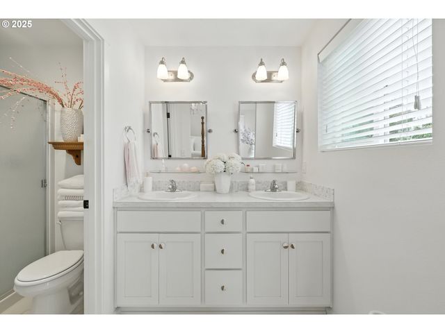 2210 S WHITE SALMON Dr, Ridgefield, WA 98642