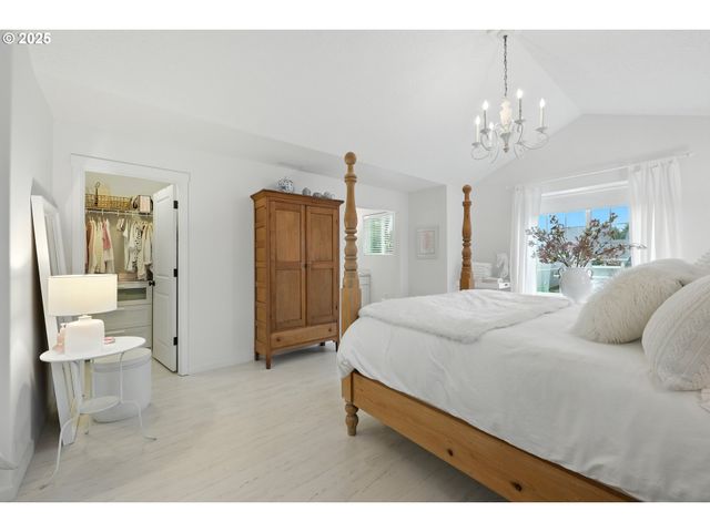 2210 S WHITE SALMON Dr, Ridgefield, WA 98642