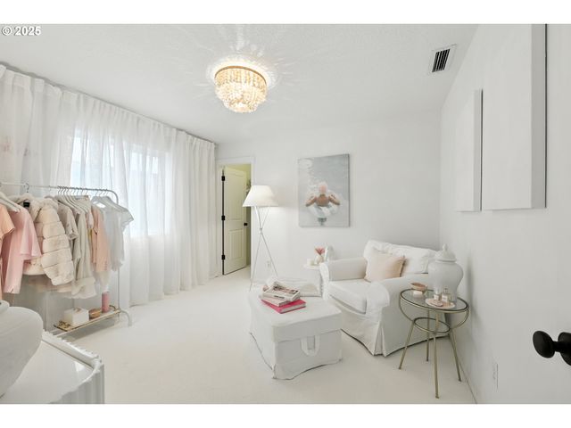 2210 S WHITE SALMON Dr, Ridgefield, WA 98642