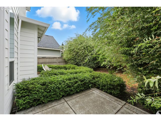 2210 S WHITE SALMON Dr, Ridgefield, WA 98642