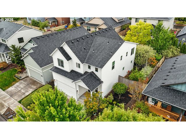 2210 S WHITE SALMON Dr, Ridgefield, WA 98642