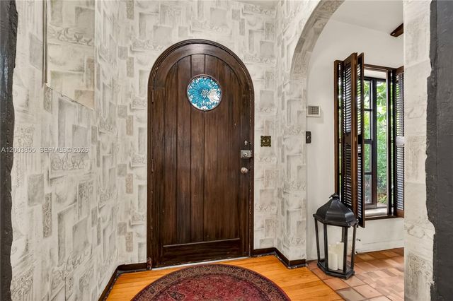 485 NE 96th St, Miami Shores, FL 33138