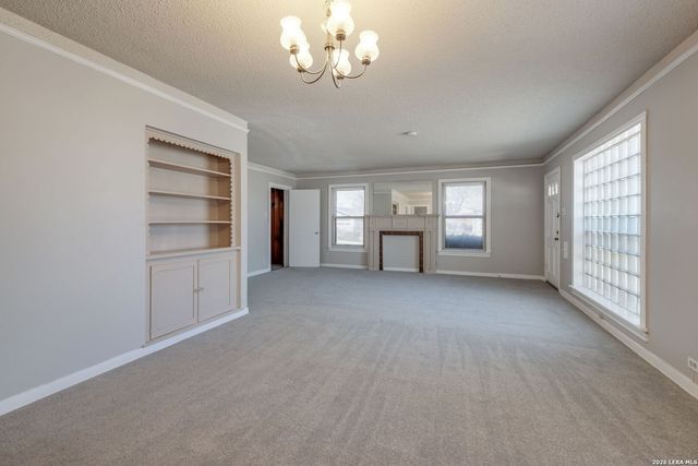 1902 Schley Ave, San Antonio, TX 78210