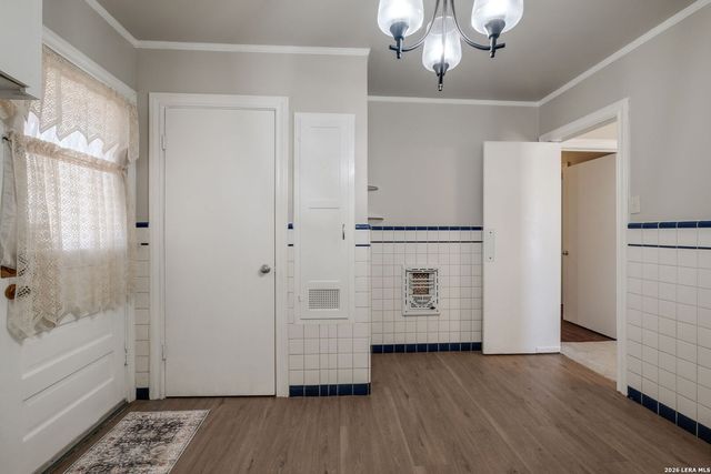 1902 Schley Ave, San Antonio, TX 78210