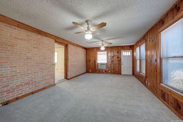 1902 Schley Ave, San Antonio, TX 78210