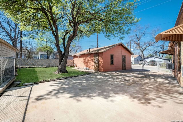 1902 Schley Ave, San Antonio, TX 78210