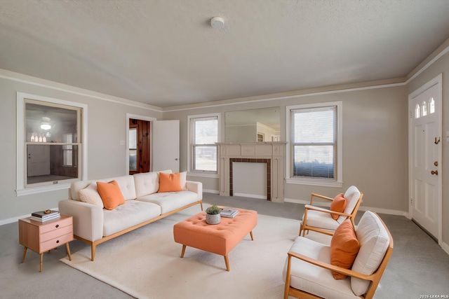 1902 Schley Ave, San Antonio, TX 78210