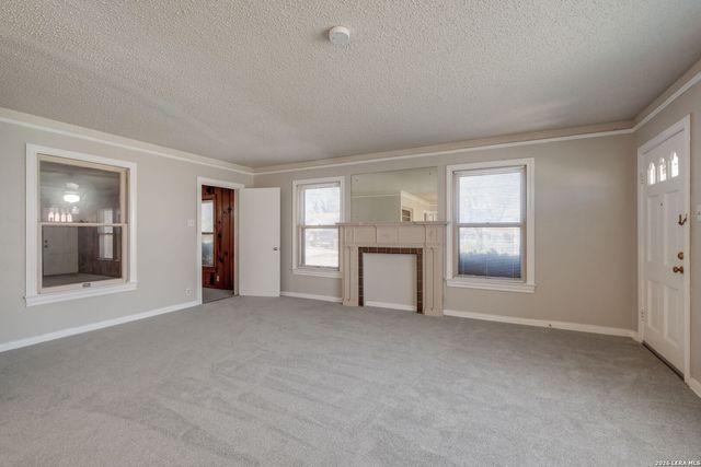 1902 Schley Ave, San Antonio, TX 78210