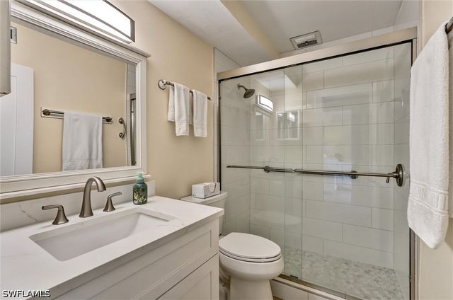 631 12th AVE S 631, Naples, FL 34102