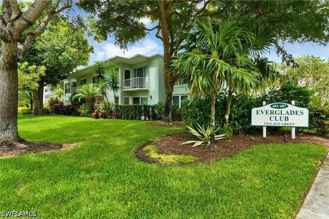 631 12th AVE S 631, Naples, FL 34102
