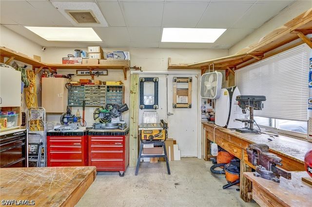631 12th AVE S 631, Naples, FL 34102