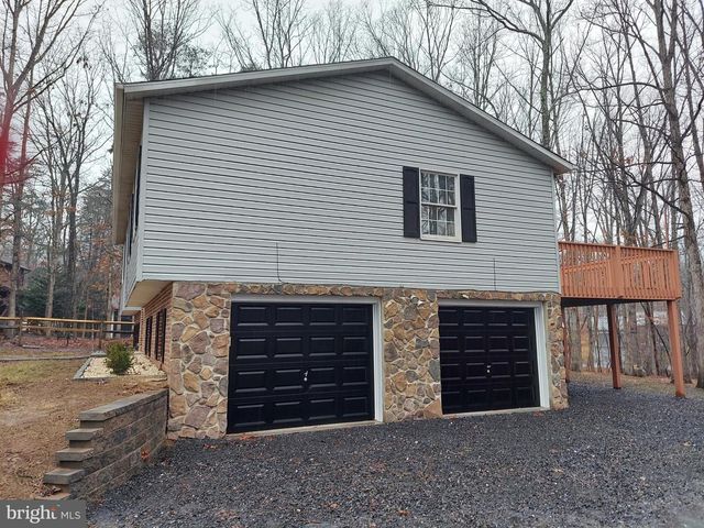 103 NORTHWOOD CIR, Cross Junction, VA 22625